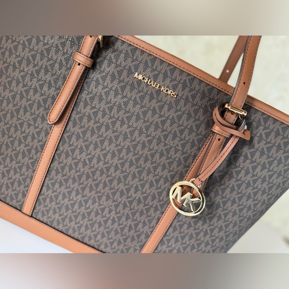 Michael Kors Jet Set Travel Large Shoulder Tote Bag MK Brown - Picture 13 of 14